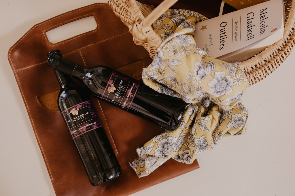 Double Wine Bottle Holder