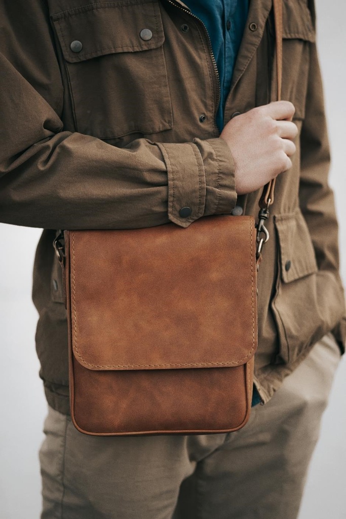 Vertical Cross Body