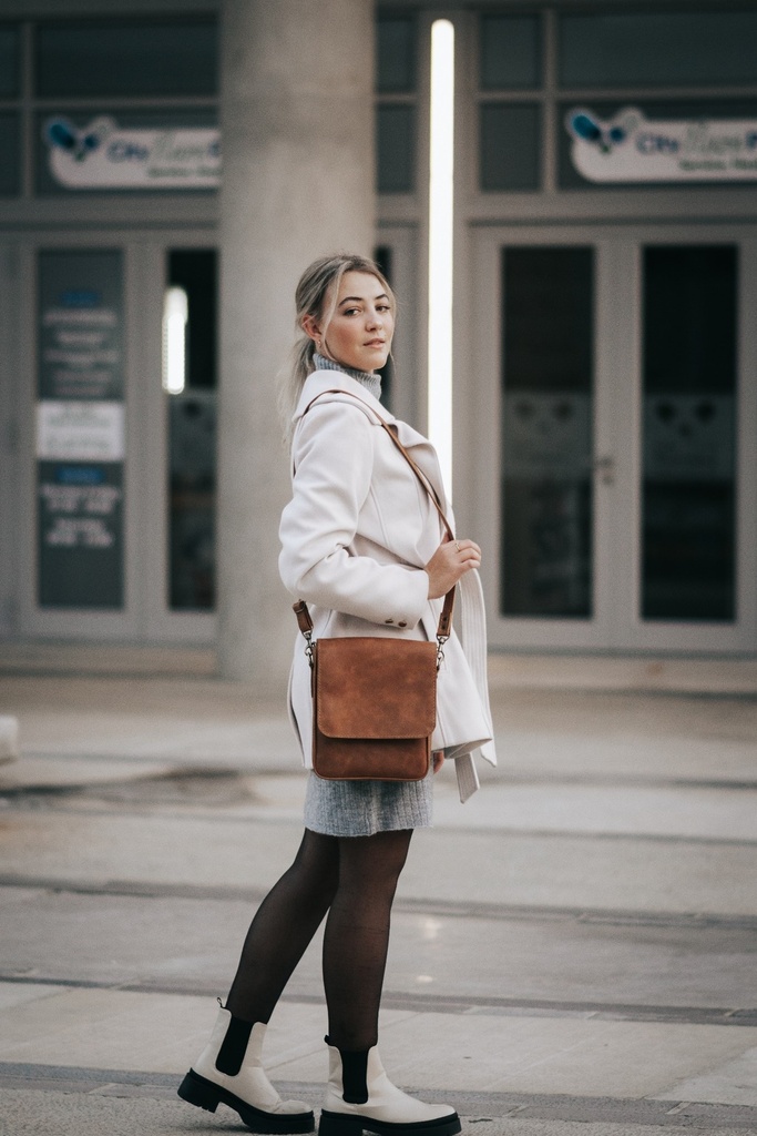 Vertical Cross Body