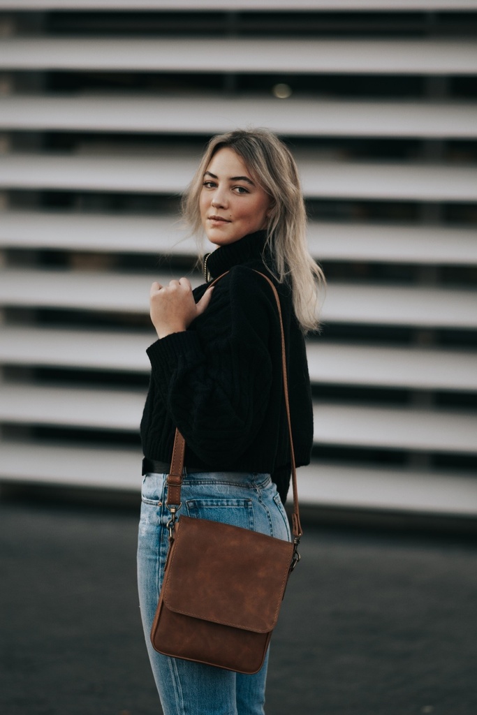 Vertical Cross Body